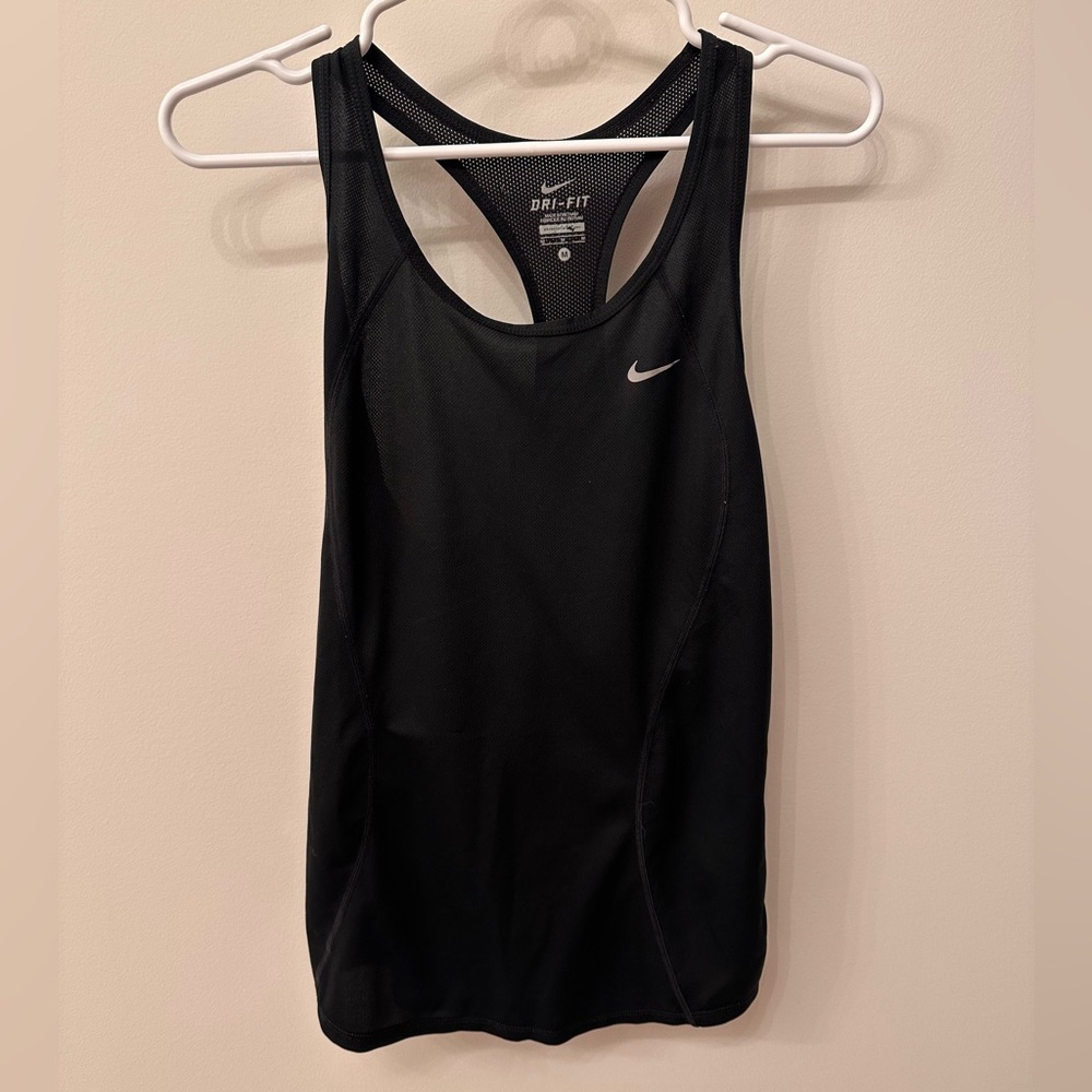 Nike Women’s Tank Top - MEDIUM